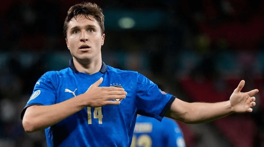 米兰俱乐部,基耶萨找到了另一位重要的支持者——基耶利尼_意大利足球