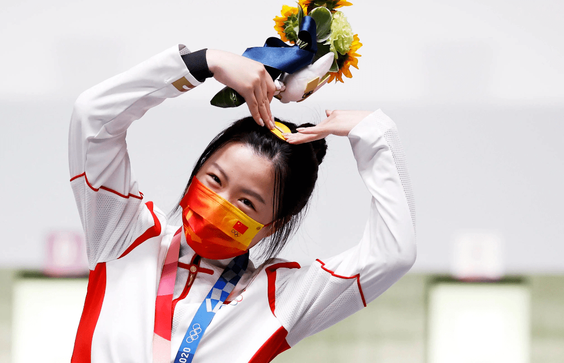 杨倩性感打扮亮相,参加巴黎奥运无望,沉迷当网红,晒美照_个人_生活