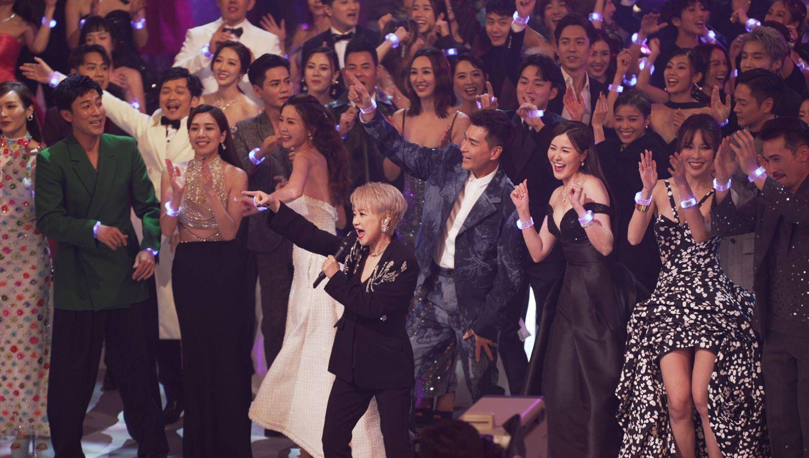 tvb台庆!刘德华清唱打call陈慧娴领唱《跳舞街》_表演_曾志伟_节目