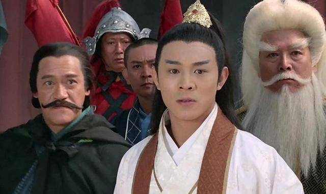 《倚天屠龙记》中白眉鹰王殷天正为什么要自立门户_武功_法王_谢逊