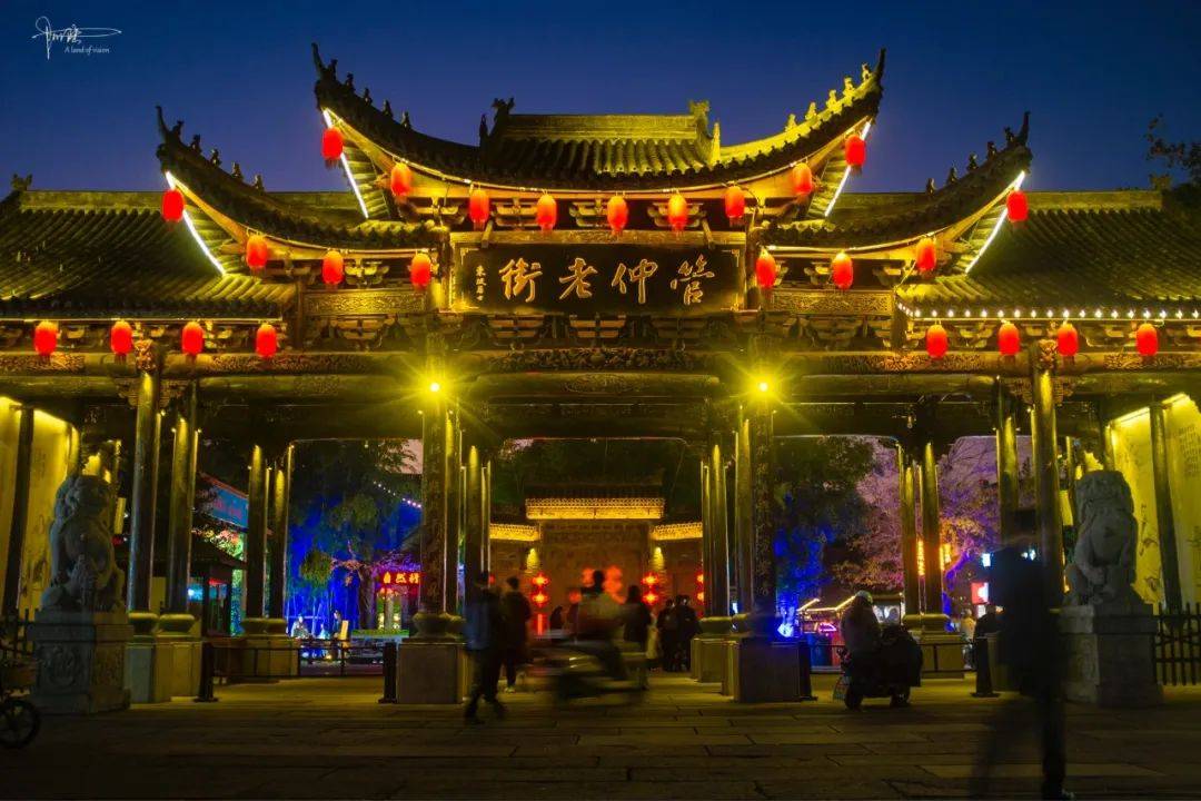 耗资28亿,这条古韵丰厚的老街,迅速成为皖北旅游的精华去处_颍上县
