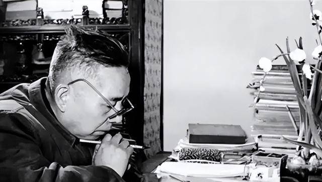 民国大师张恨水的三段姻缘:洞房花烛夜新娘被调包,最爱第三任_徐文淑