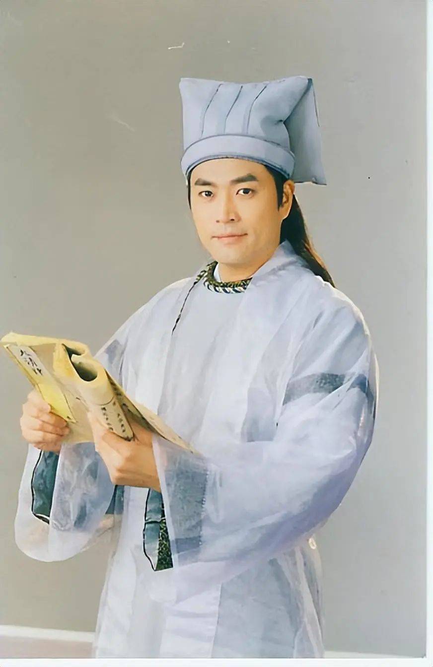 (陈庭威剧照)2011年,陈庭威拍完电视剧《雷公》后就退隐了.