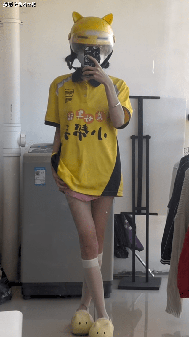 某团起诉4名"外卖媛"女网红,摆拍大量擦边视频,有损骑手形象_流量