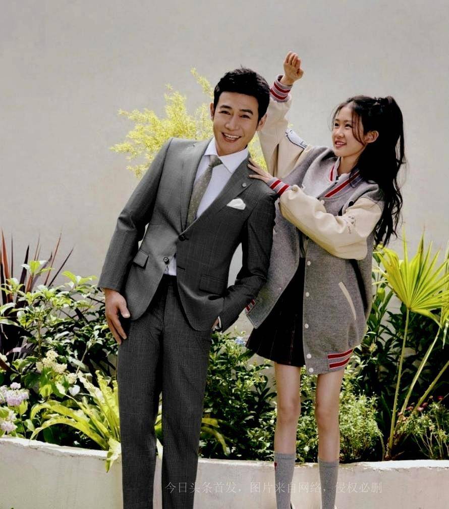 陆毅父女拍写真,贝儿双腿太细遭质疑,鲍蕾晒花絮视频力证未p图_照片