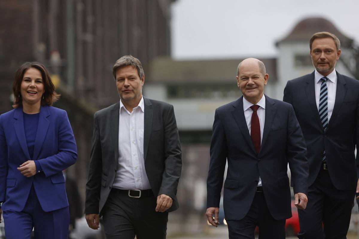 支持率只剩20%,德国人支持提前选举,朔尔茨或被赶下台