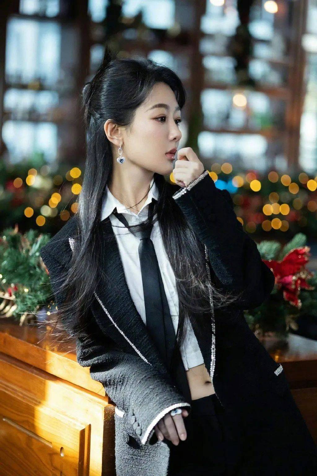 尖叫之夜,杨幂,杨紫,白鹿····?谁最美_公主_裙摆_造型