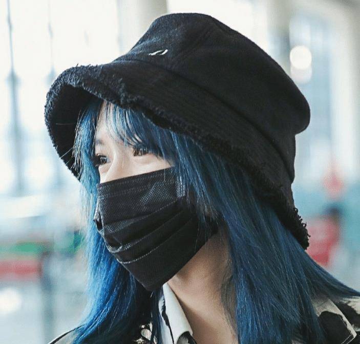 《跑男8》路透图来了,程潇为何全程戴帽子?