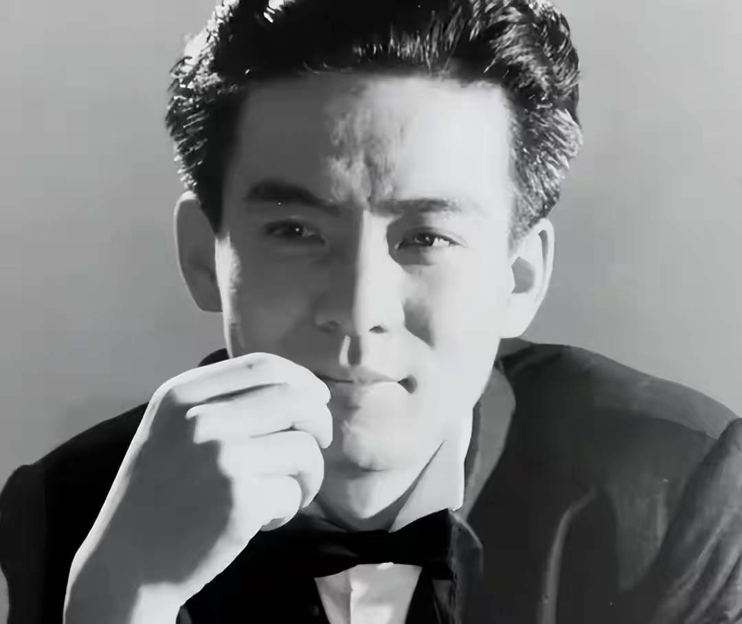 他靠演反派出名,曾和许晴传绯闻,57岁娶了圈外妻子,低调且幸福_米学东