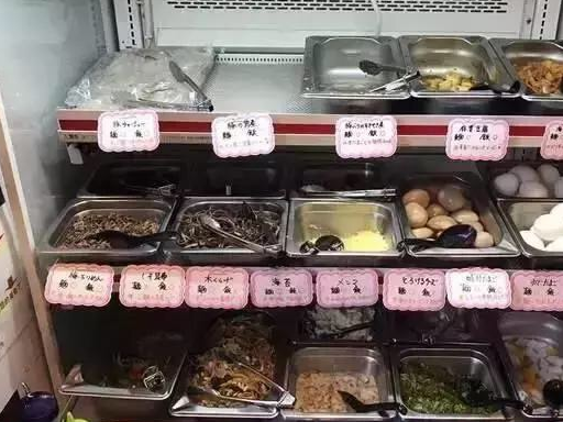 最“任性”拉面馆，只要点一碗拉面，肉和面可以免费随便吃(图1)
