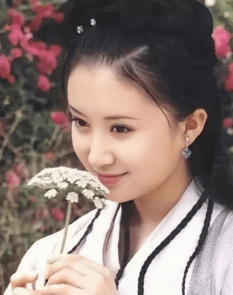 舒畅现在到底算是演员还是模特?