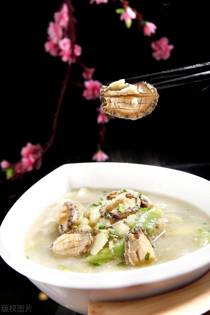 鲍鱼炖茄子的家常做法，教程简单，赶紧学起来！_搜狐网