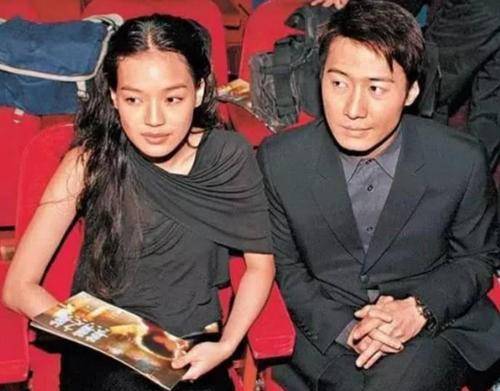 舒淇的光艳爱情:18岁被签卖身契拍摄写真,29岁称要把衣服穿回_柯俊雄