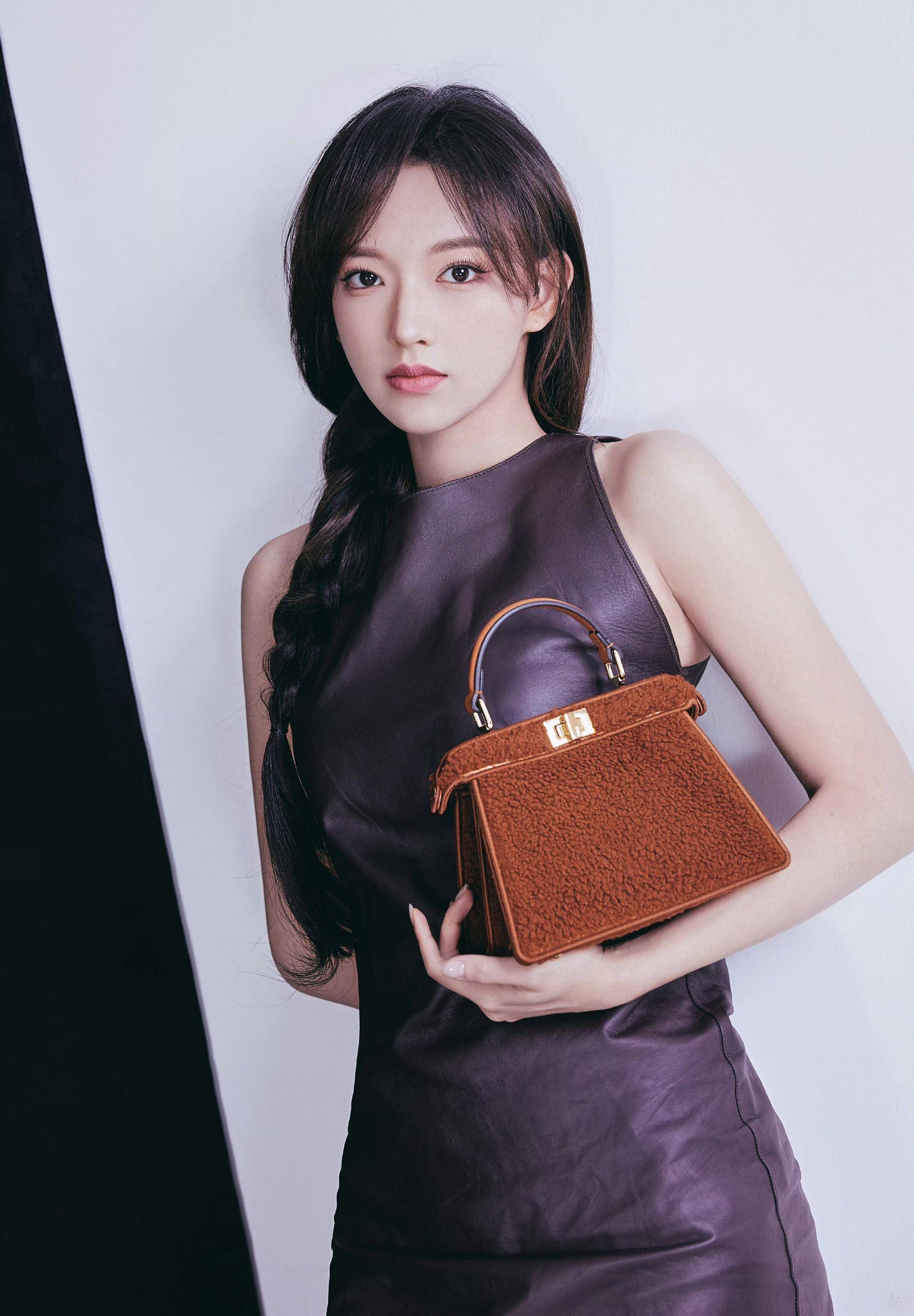 完美比例!程潇的身材非常好,令人羡慕!