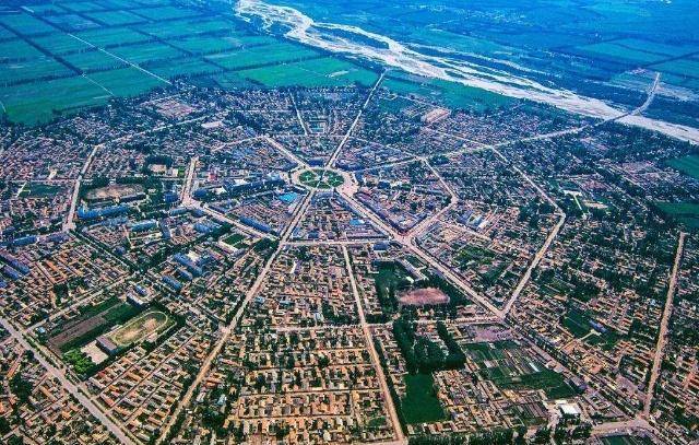 丘处机设计了座"八卦城"全城没有一个红绿灯,却从来不堵车_特克斯县