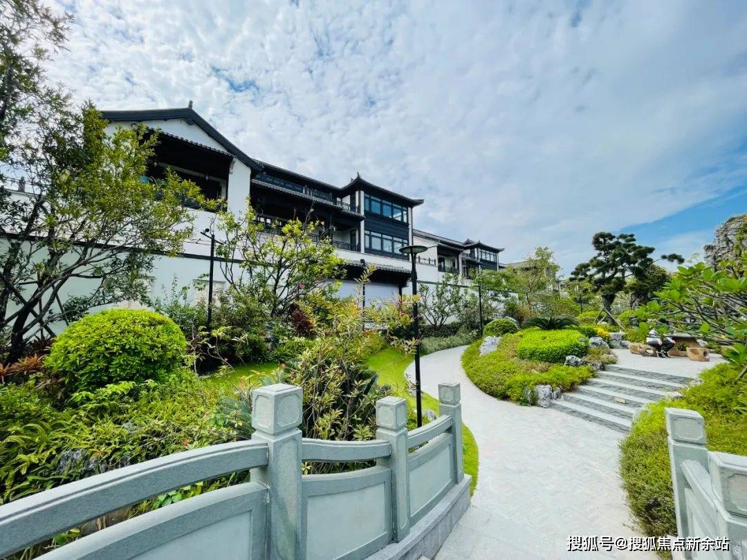 翠湖香山营销中心/营销中心24小时电话(中式合院别墅)翠湖香山留香苑