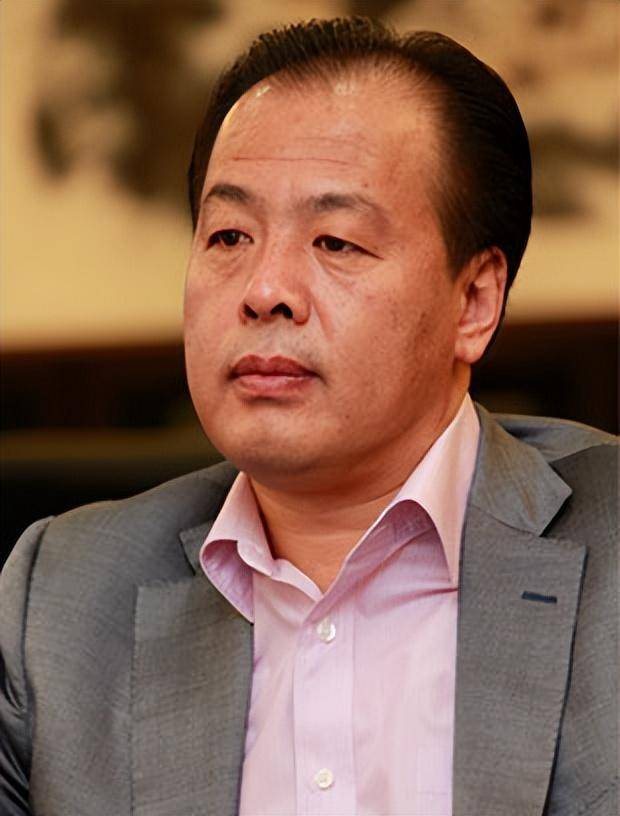 辽宁排名前3位民企,走出1位首富,福建人成大连首富,1人了不得_金卫