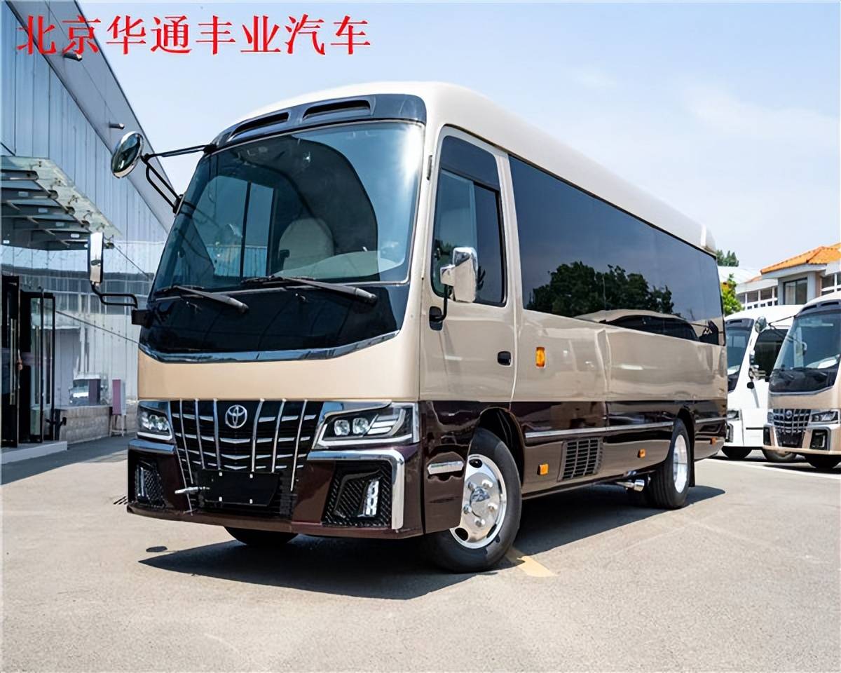 丰田考斯特12座商务版 商务车接待的首选_搜狐汽车_搜狐网