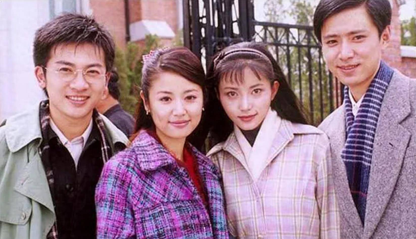 美女演员李钰:33岁患癌症去世,穿婚纱下葬,男友送13