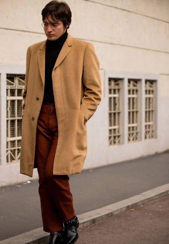 男生想要穿好大衣,请注意以下几点,简单但你不一定会._外套_毛衣_棕色