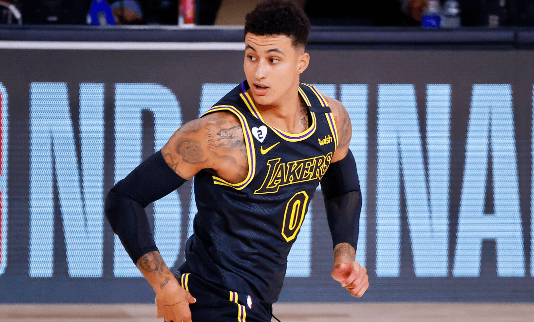 绝了,库兹马联手欧文东契奇?