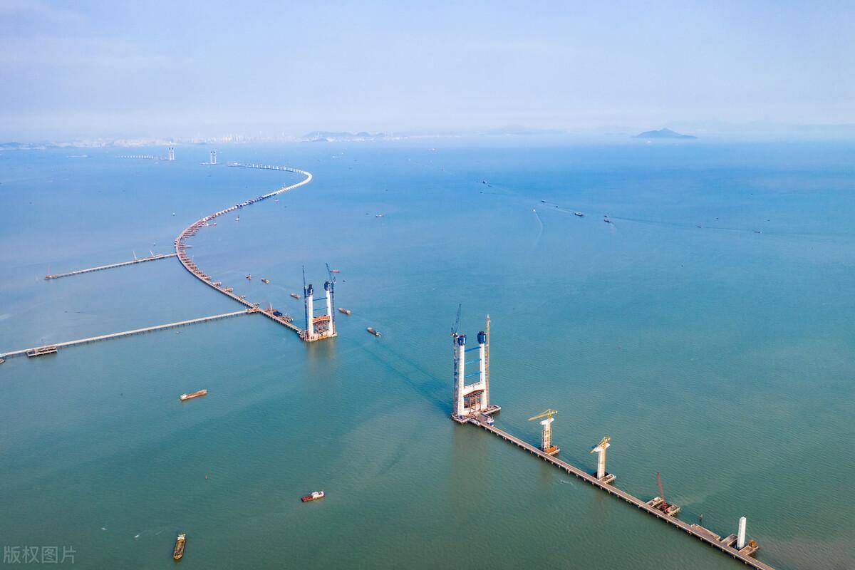 明明有了港珠澳大桥,为何还要狂砸500亿元,重复修建深中通道?
