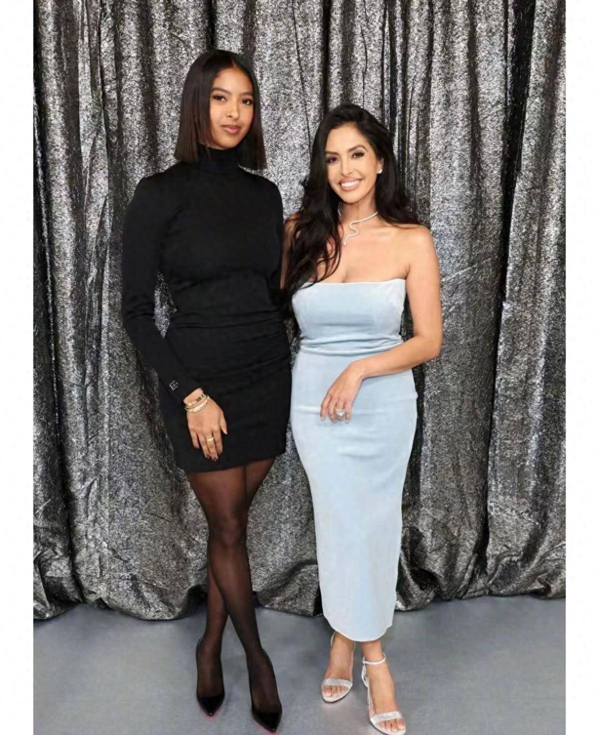 瓦妮莎带大女儿走红毯!