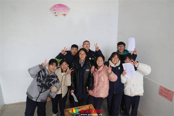 徐州市第十中学2023年文化体育艺术节系列报道四丨精心筹备文艺汇演