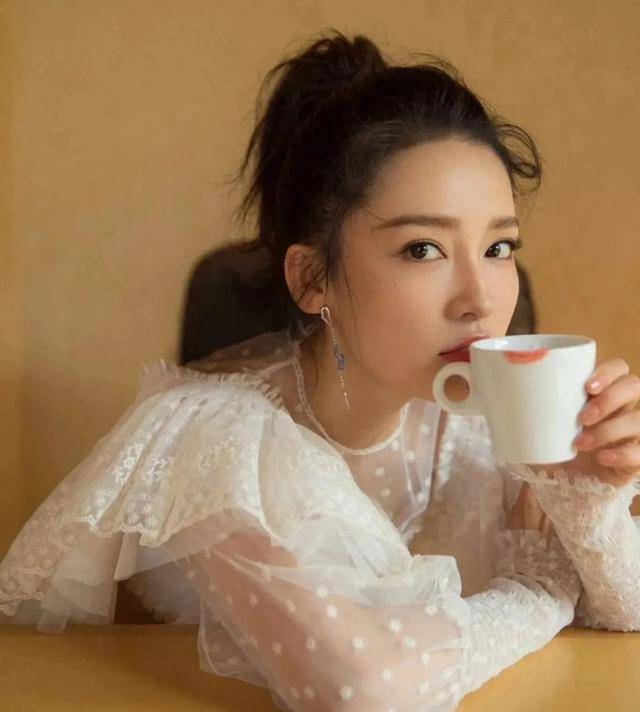 李沁美成"蝶仙",体重只有90斤,分享她常吃的5种食物～_减肥_脂肪_燃烧