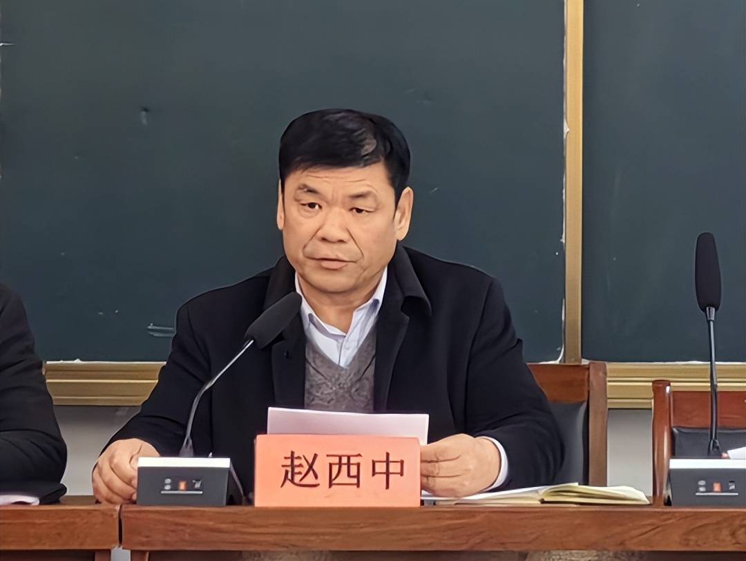 商丘市梁园区孙福集乡中心学校召开五育并举工作室成立大会