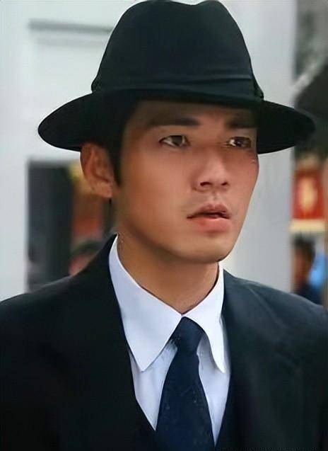 从农村丫头到"上海王",这位上海"梅艳芳"的人生堪称传奇_妓院_常力雄