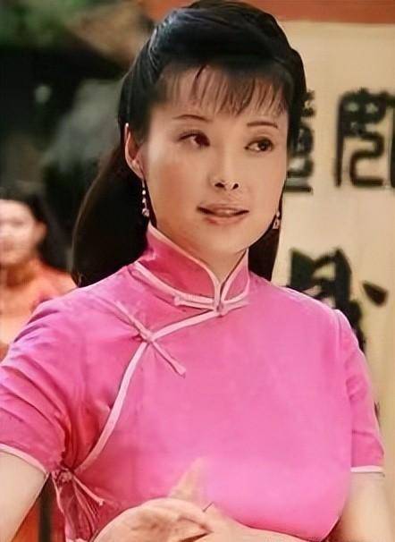 从农村丫头到"上海王",这位上海"梅艳芳"的人生堪称传奇_妓院_常力雄