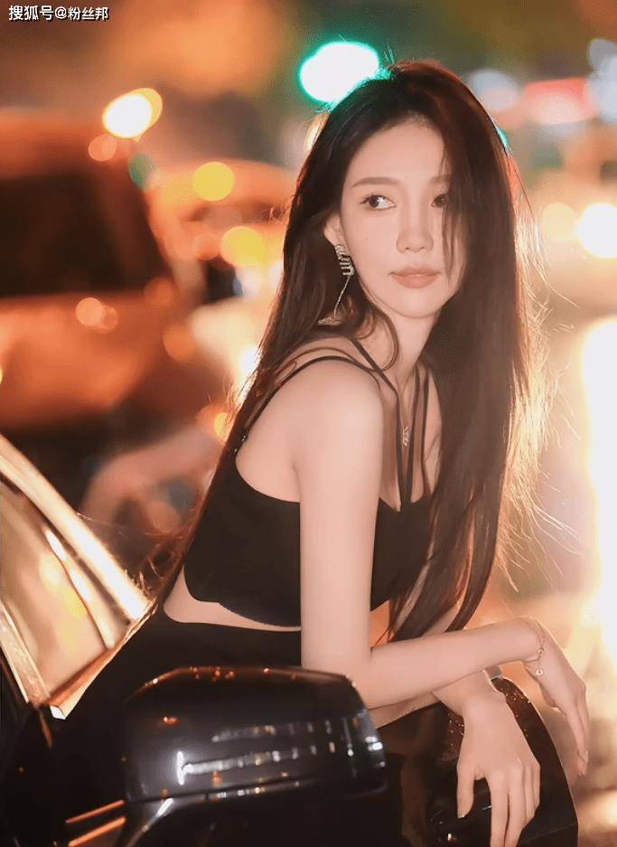 像王雨萌这样的女舞蹈主播还有很多.