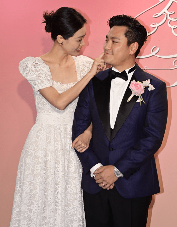 张艾嘉儿子结婚,设宴50桌众星云集,罕谈绑架风波:他很幸运_王令尘