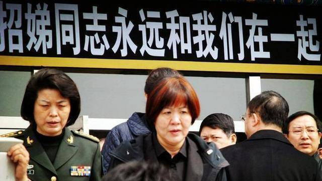 女排功勋陈招娣58岁因病早逝,临死前与郎平说了什么,她泣不成声_比赛