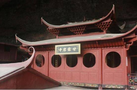 中国最特别的寺庙，一个柱子支撑上千年，建设时一颗铁钉都没用(图3)
