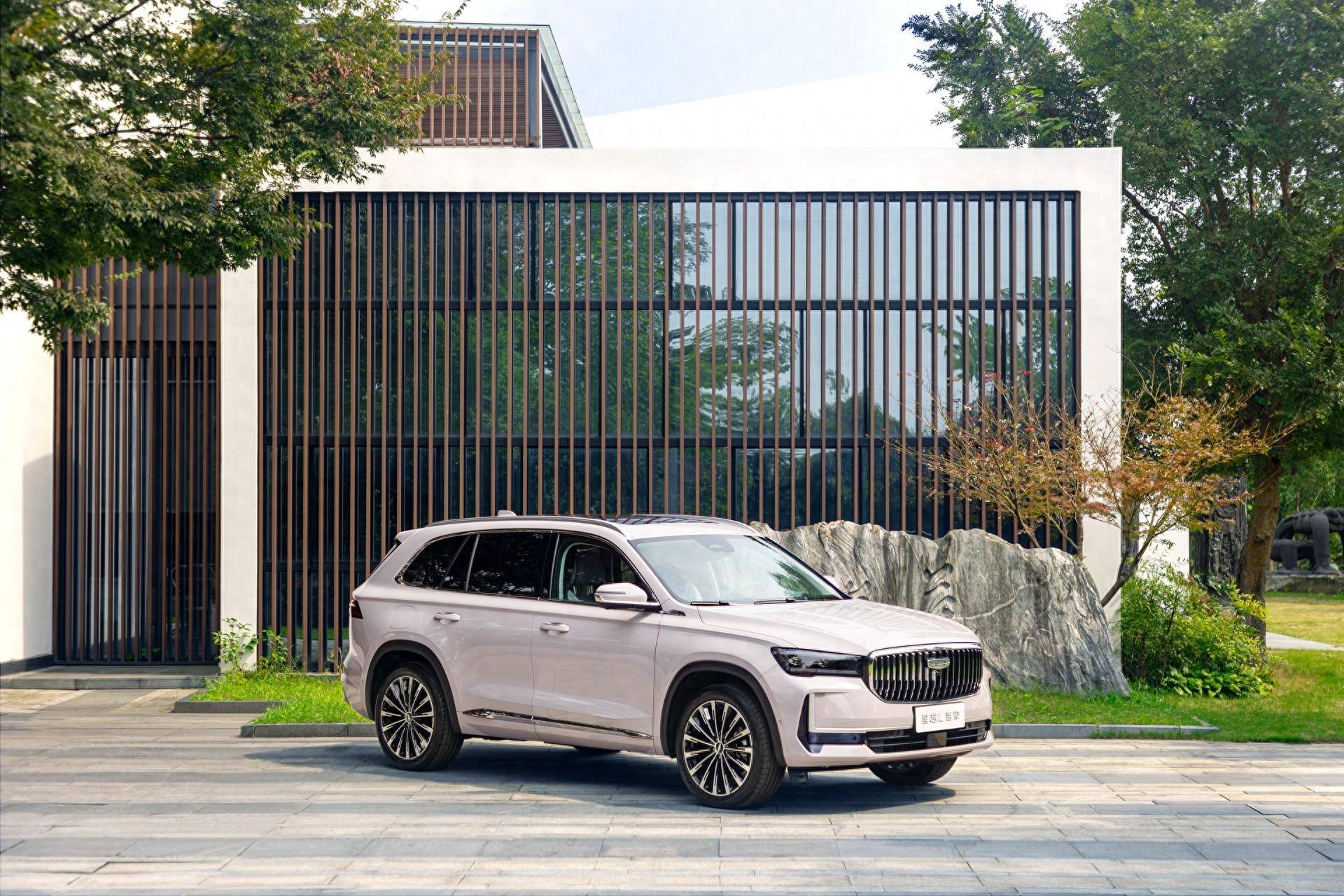 77万元起 吉利星越l智擎上市 7.9秒破百/综合油耗4.49l/100km