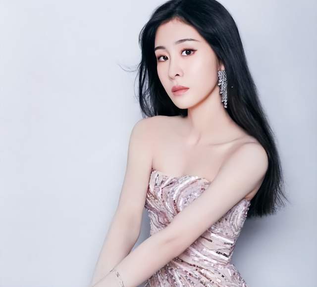 张碧晨汪峰表示《家年华》后,拒绝和陈楚生合影留恋,理由超搞笑