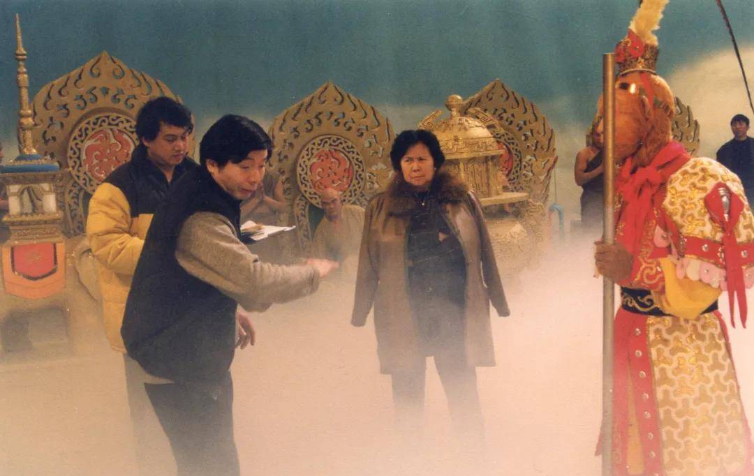 依旧怀念她《西游记》拍摄的时候,杨洁和王崇秋的女儿杨云菲才11岁