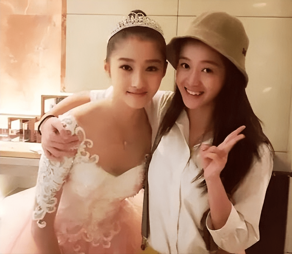 张雪迎:曾公开表白鹿晗,内涵关晓彤,与秦俊杰搞暧昧,顶级作精_时候