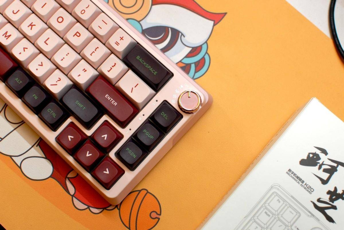 珂芝K68 Pro+K20:二次元潮玩配色,兼具个性与多种玩法的机械键盘