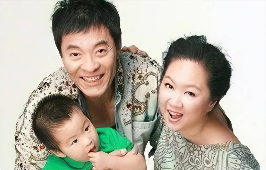 演员杨若兮:与大22岁刘威相恋八年分手,后转身嫁连奕名为妻_感情_因为