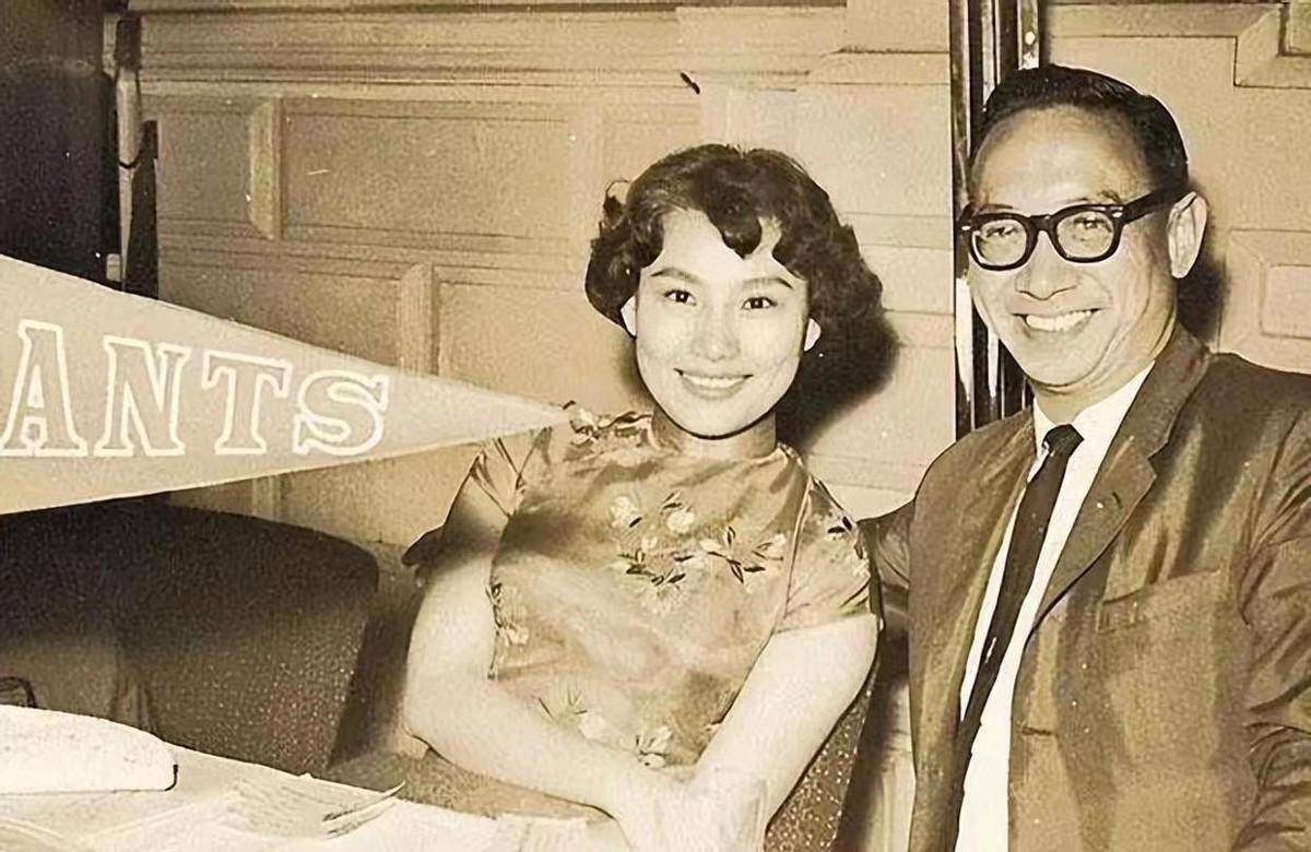 她18岁给邵逸夫当情人,63岁当白发新娘,死后238亿遗产无人继承_方逸华