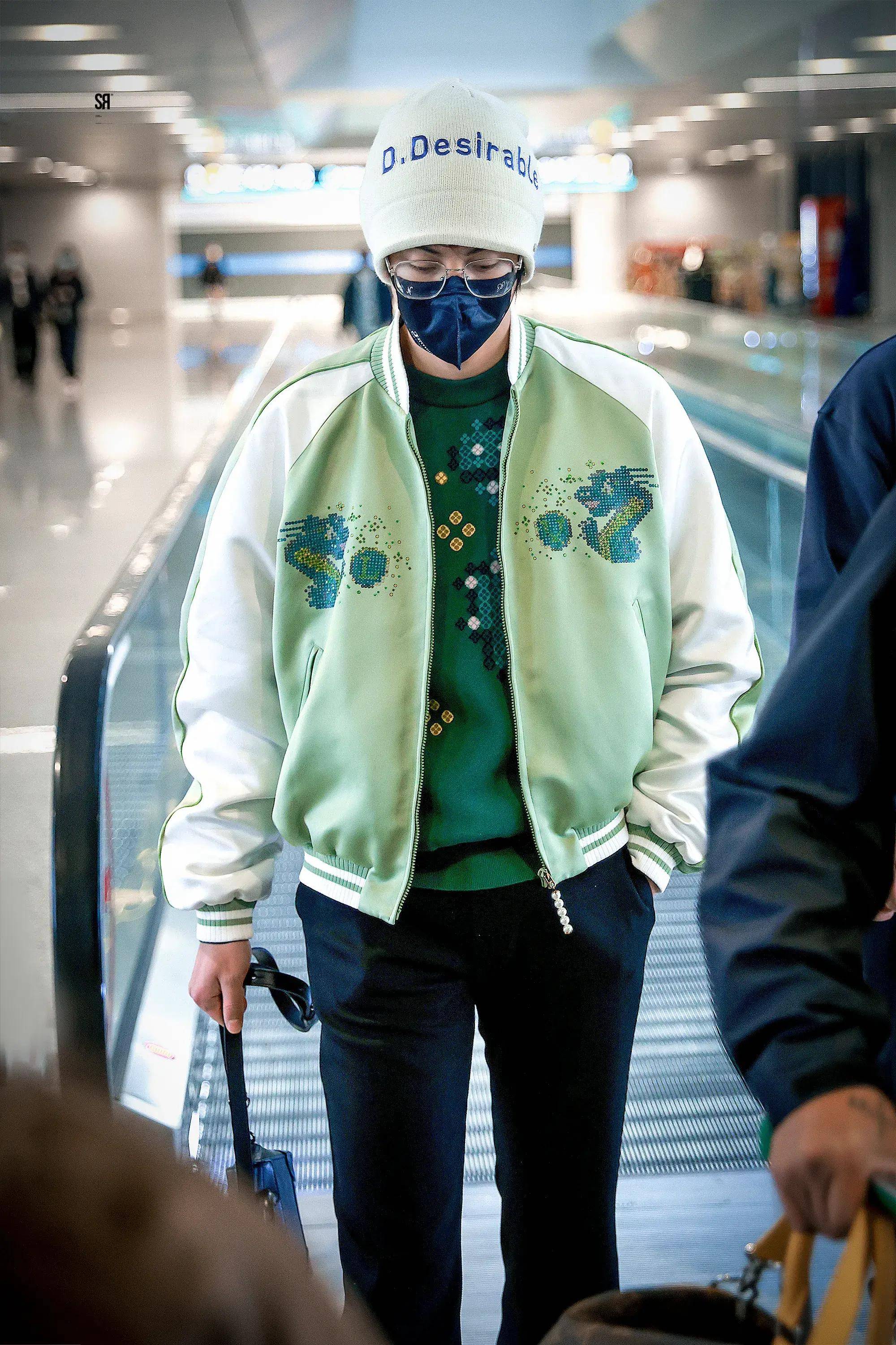 朱一龙穿"裙子",龚俊西装搭短裤,lv大秀让男星放飞自我了?