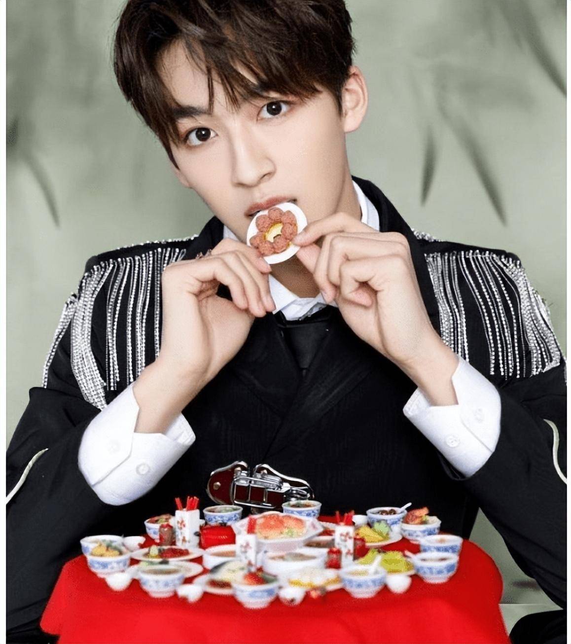 称其前女友被传染还打过胎_葛斯齐_何洛洛_成绩