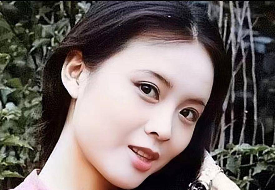 尤三姐的扮演者周月,落选王熙凤拒演李纨,一场大病之