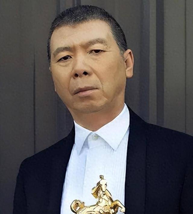 裸替演员邵小珊炮轰冯小刚:你等着,我要曝光你,让你身败名裂!