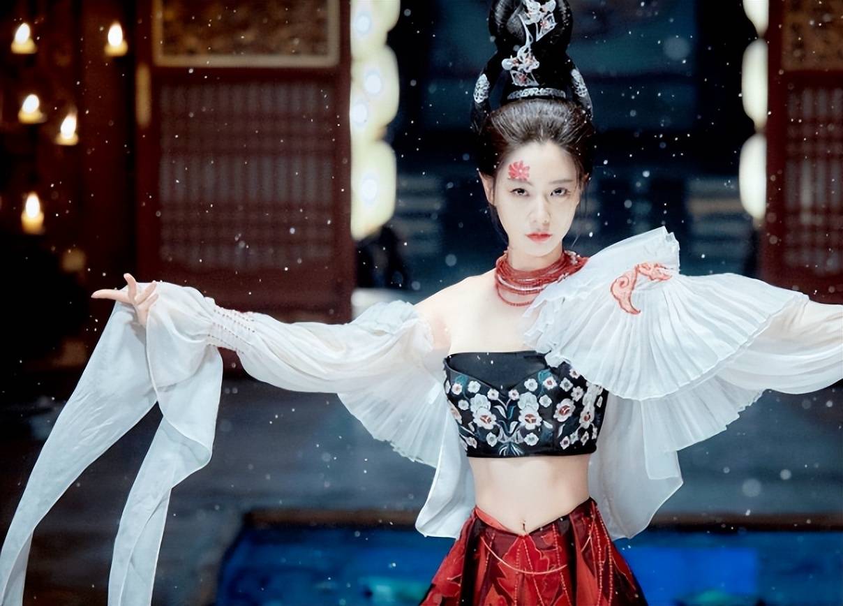 2014年克拉拉的事业迎来了重要的转折点,她因为在爱情喜剧《急诊男女