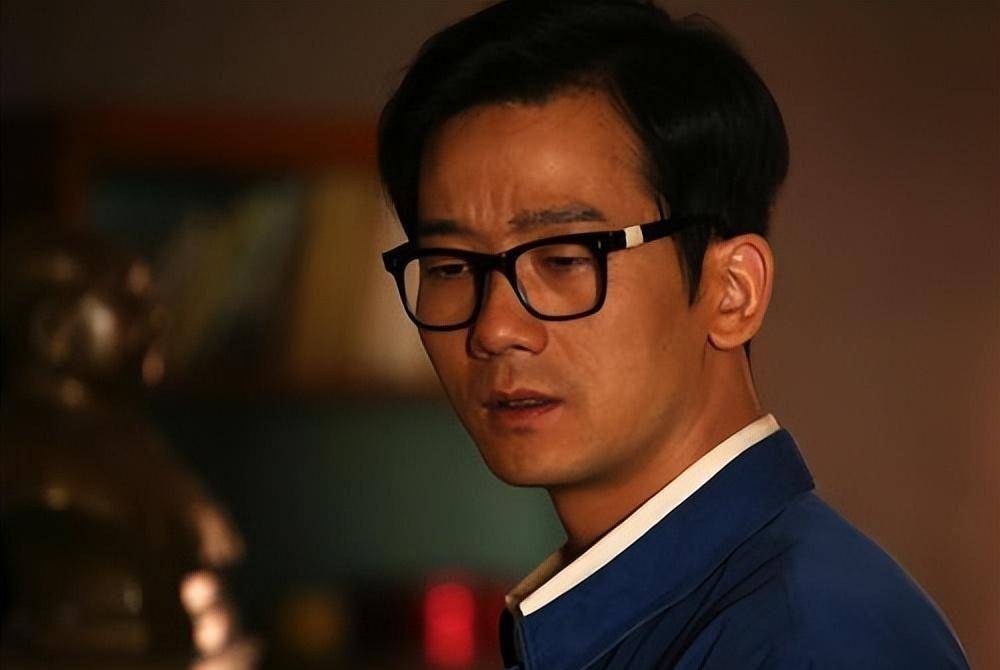 《魔幻手机》播出14年,黄眉大王成影帝,陆小千成为18线演员_陈创