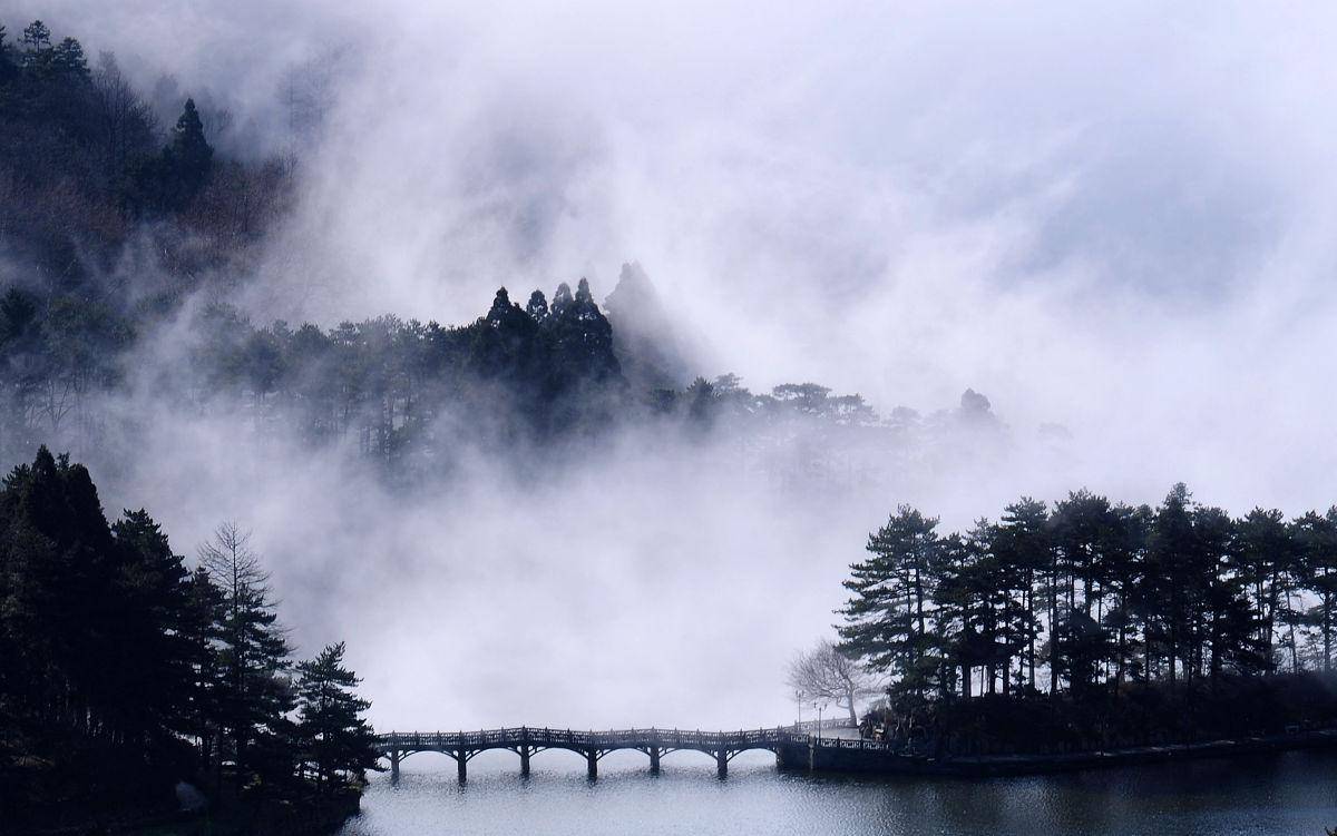 庐山望江亭:雄伟壮观的风景名胜_历史_文化_传承